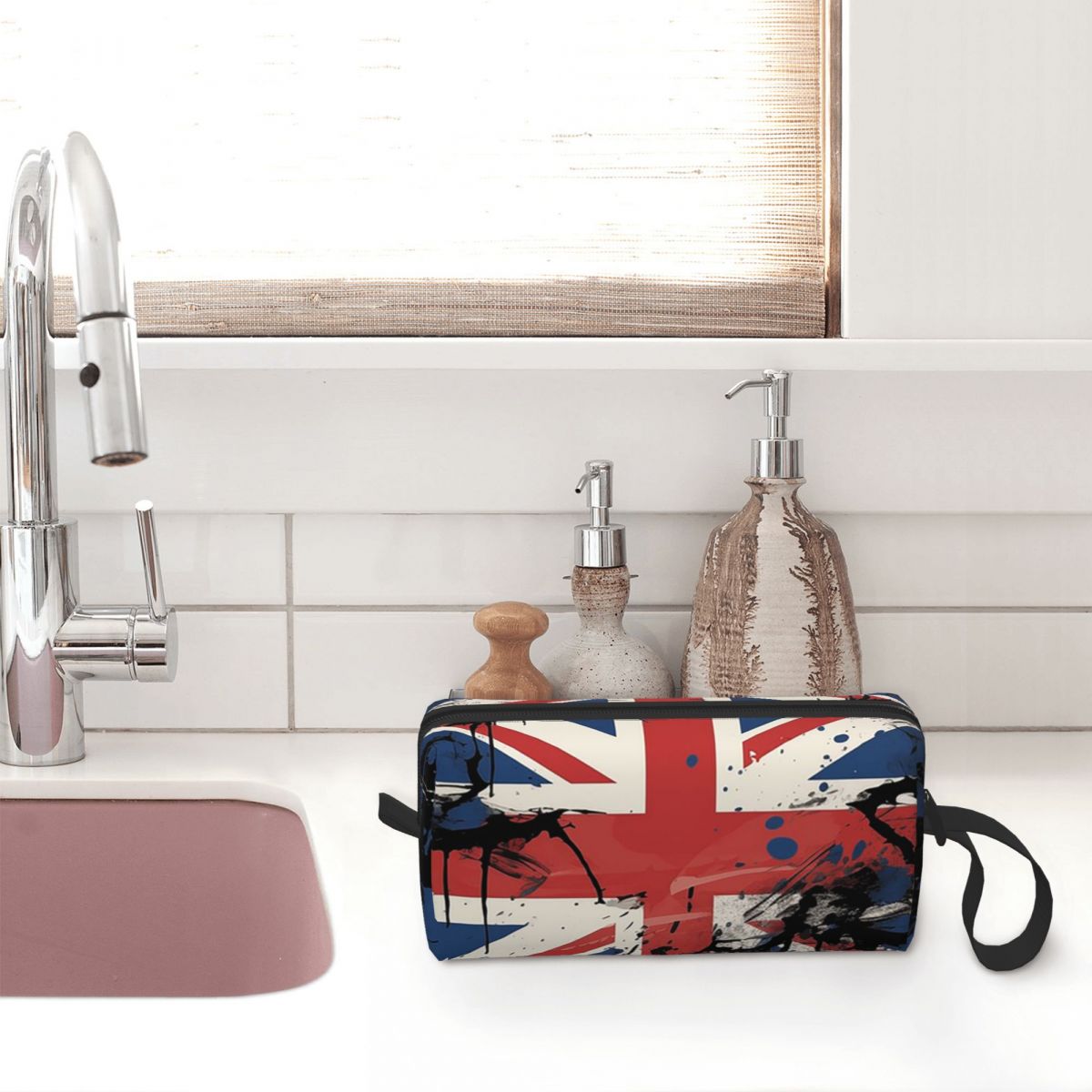 Kosmetyczka z motywem brytyjsk – Women Bags Uk recenzja i cena